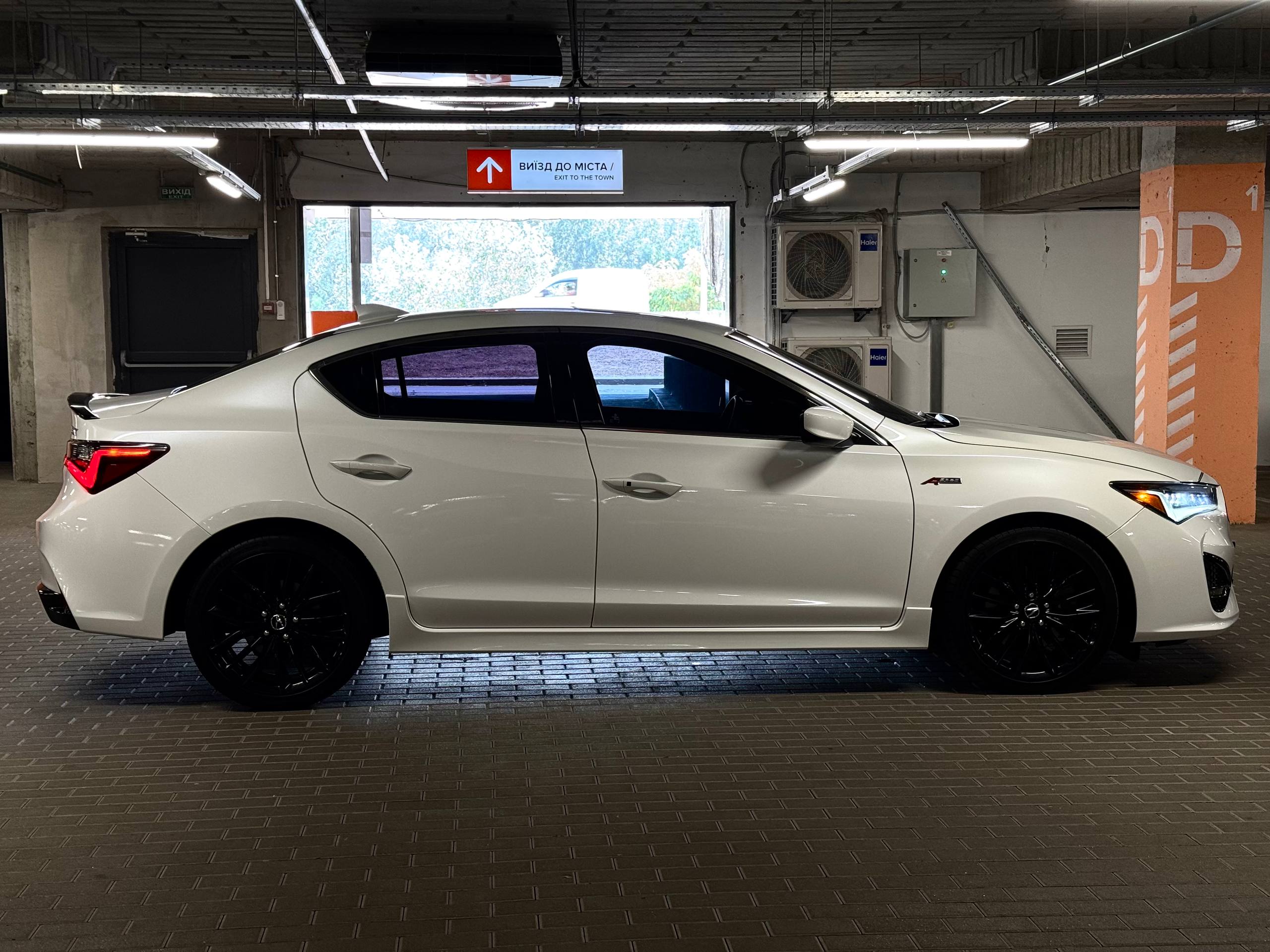 Acura-16
