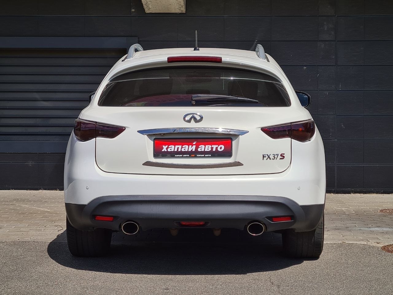 Infiniti-19