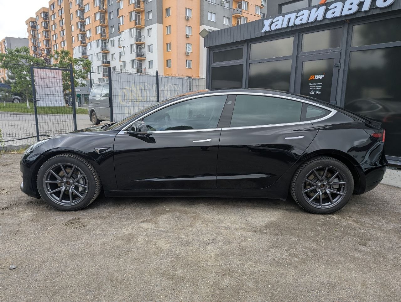 Tesla-14
