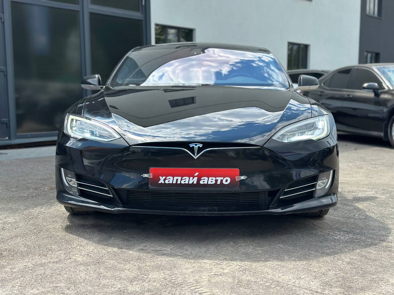 Tesla-0