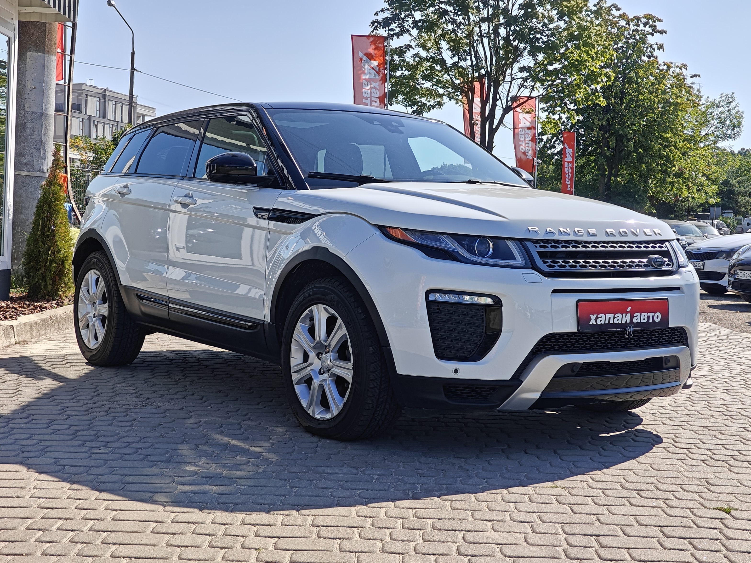 Land Rover-15