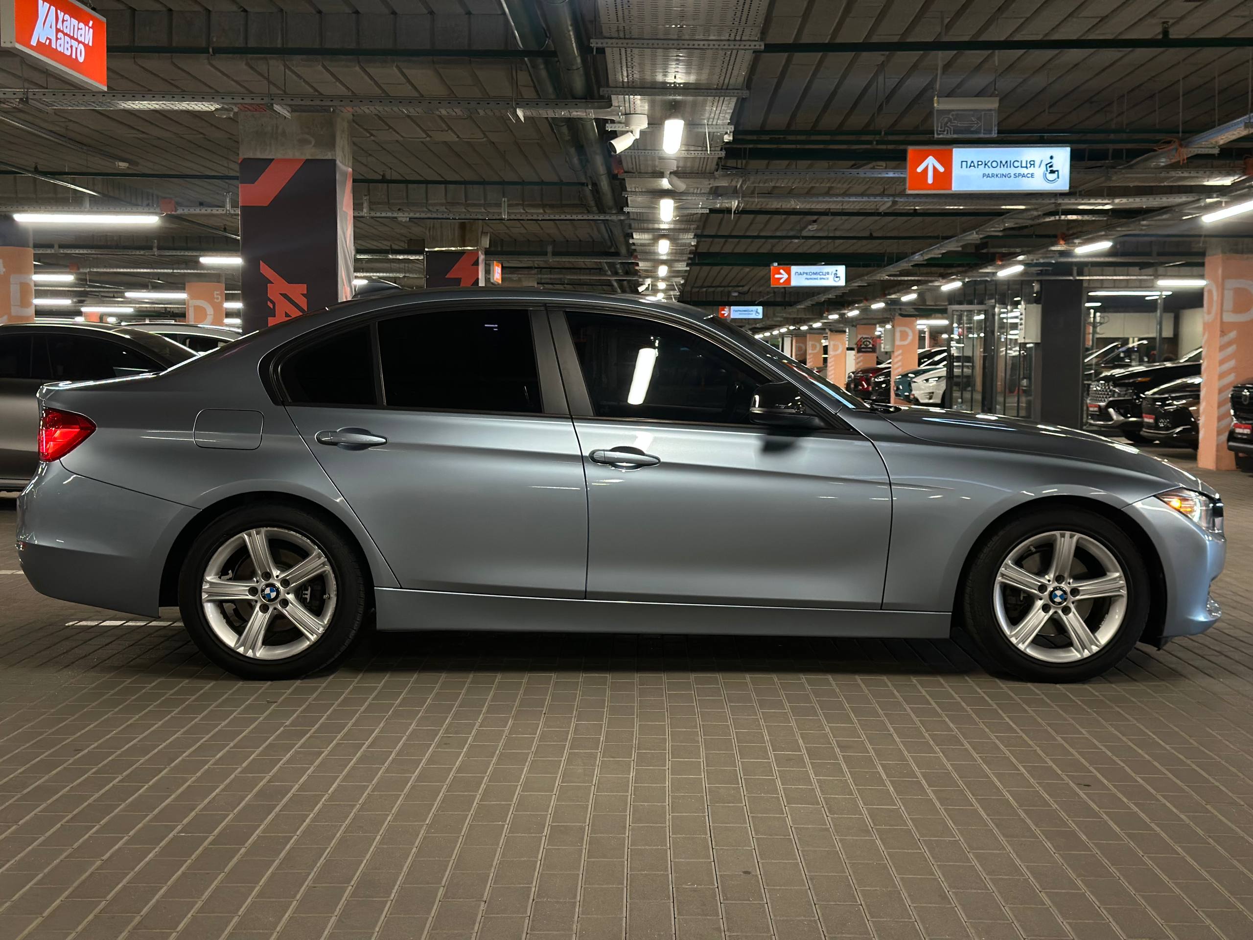 BMW-11