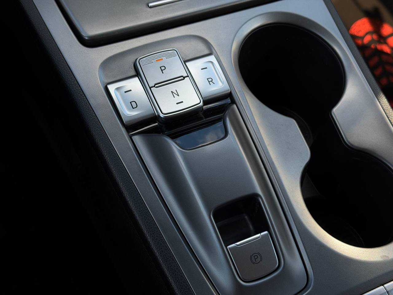 Hyundai-23