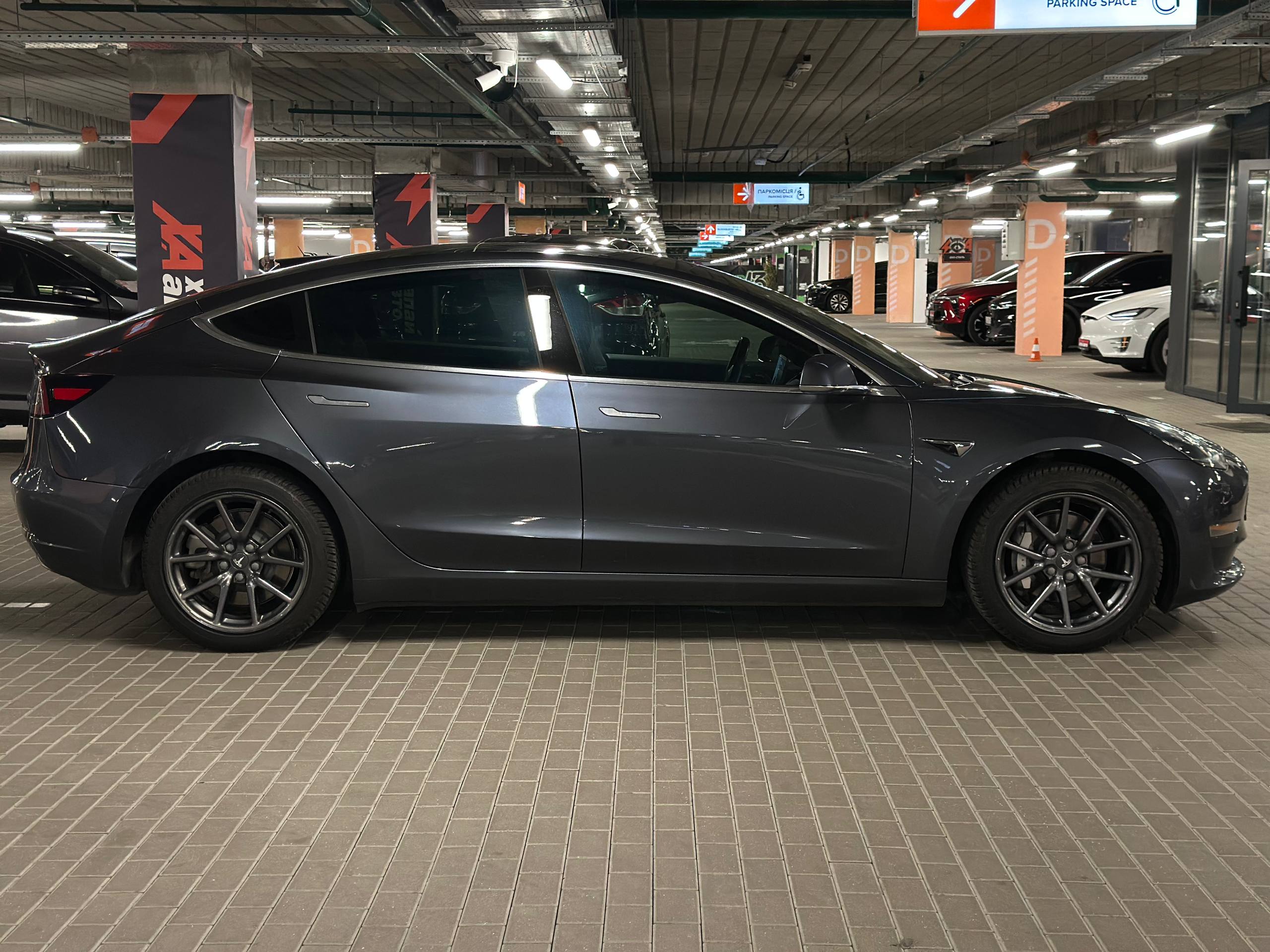 Tesla-10