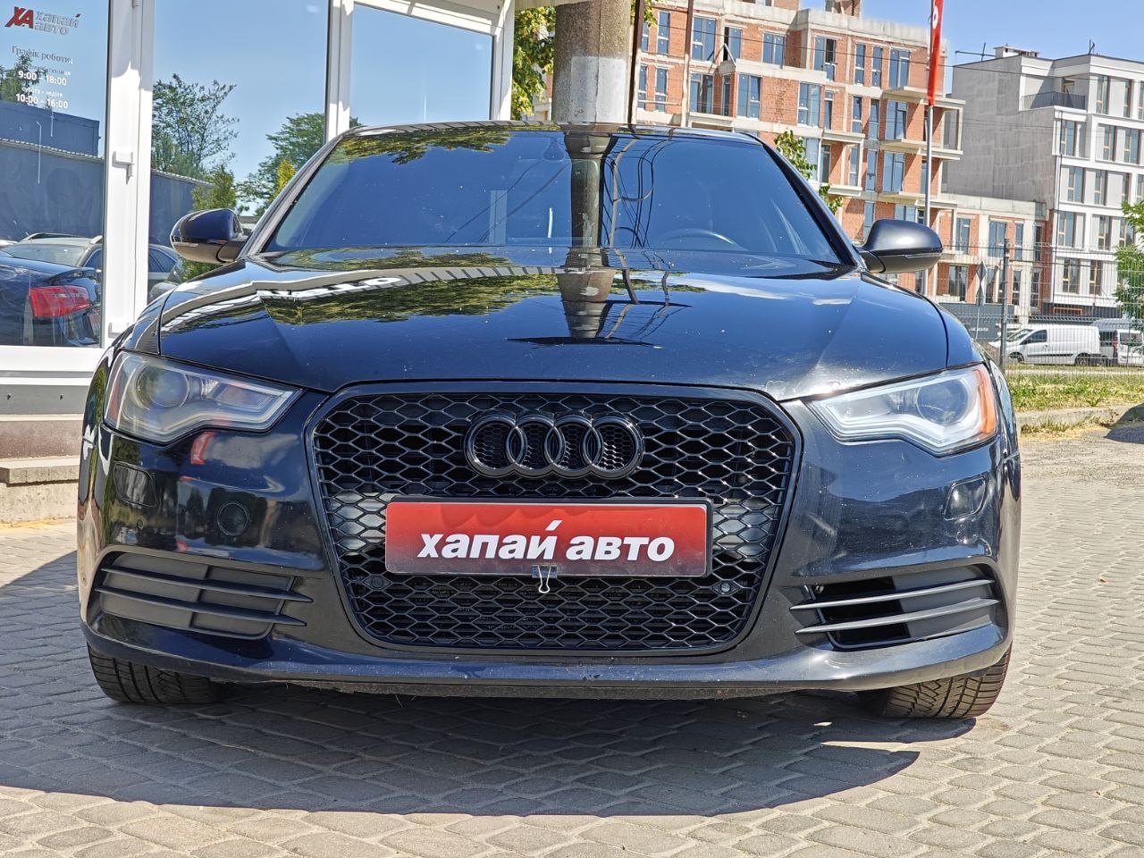 Audi-0