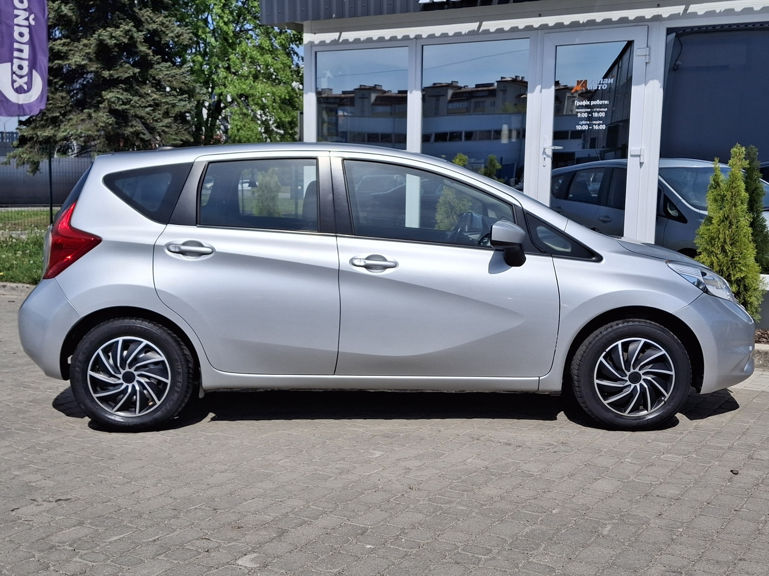 Nissan-6
