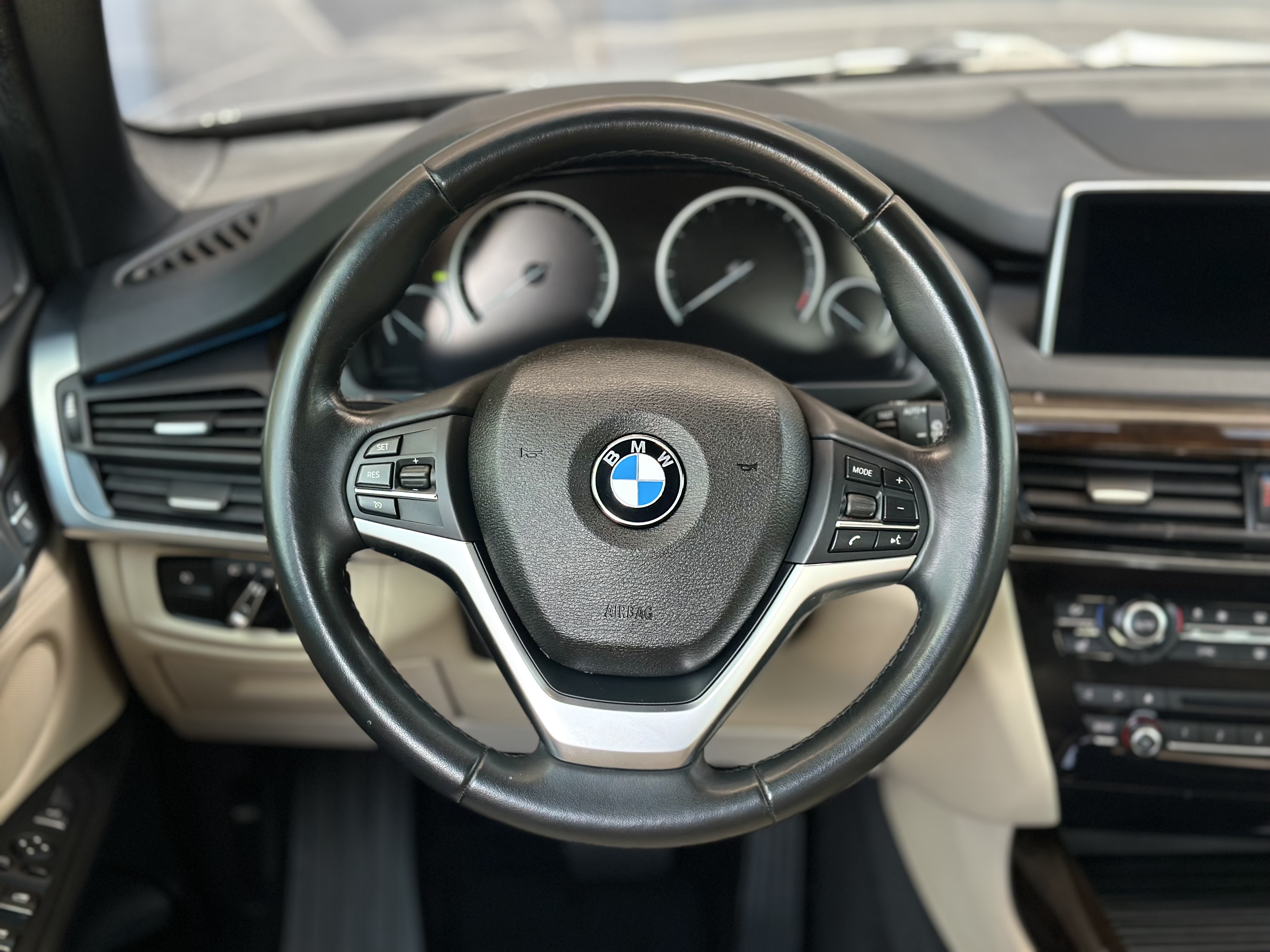 BMW-9