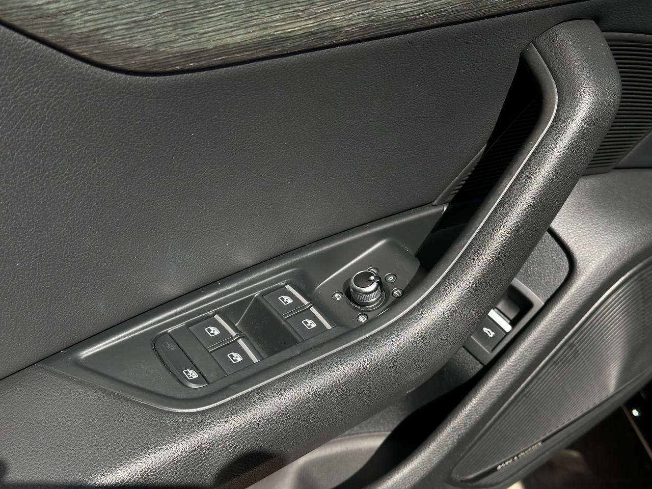 Audi-25