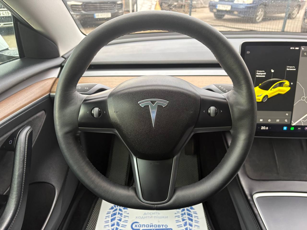 Tesla-0