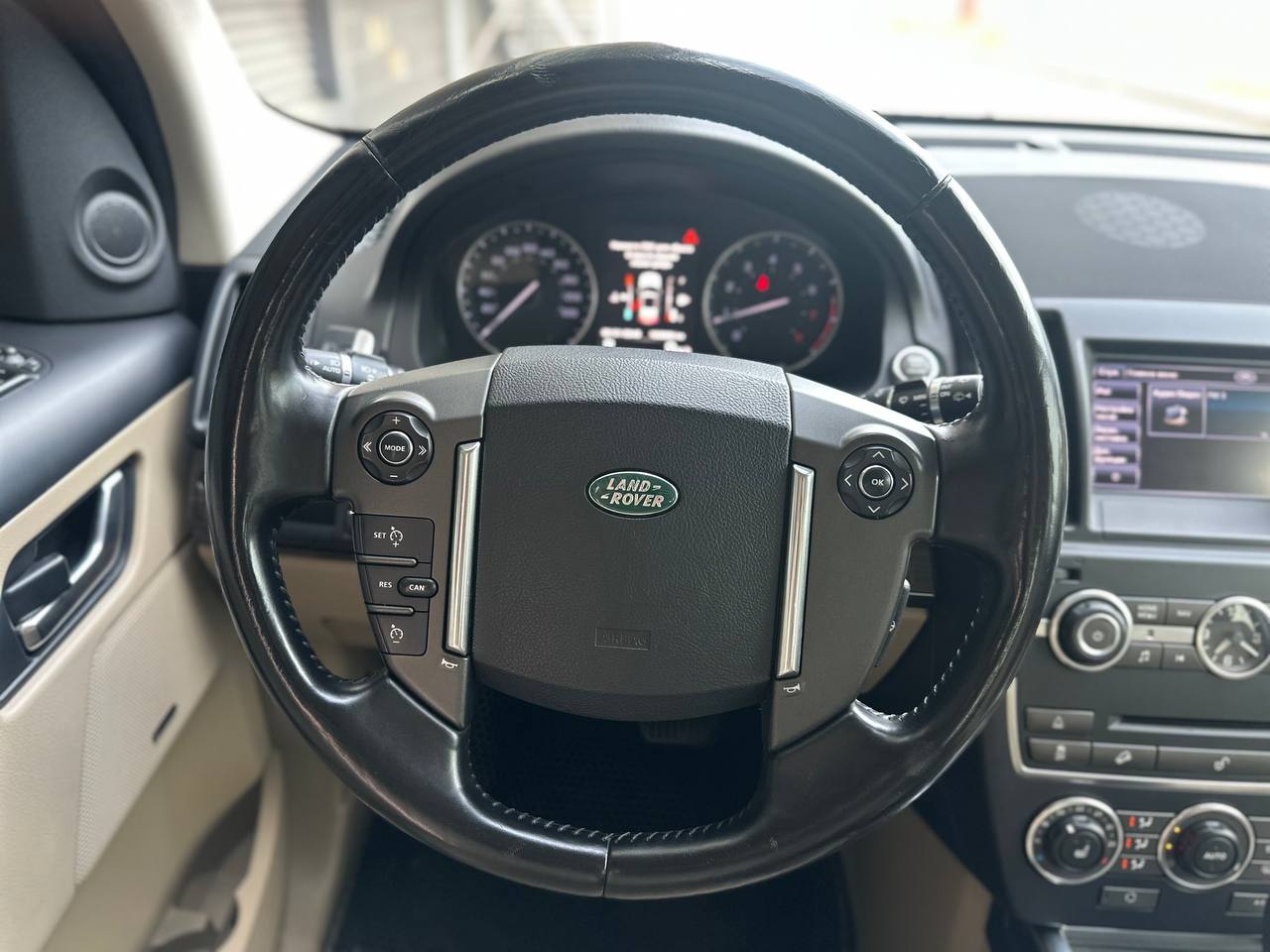 Land Rover-8