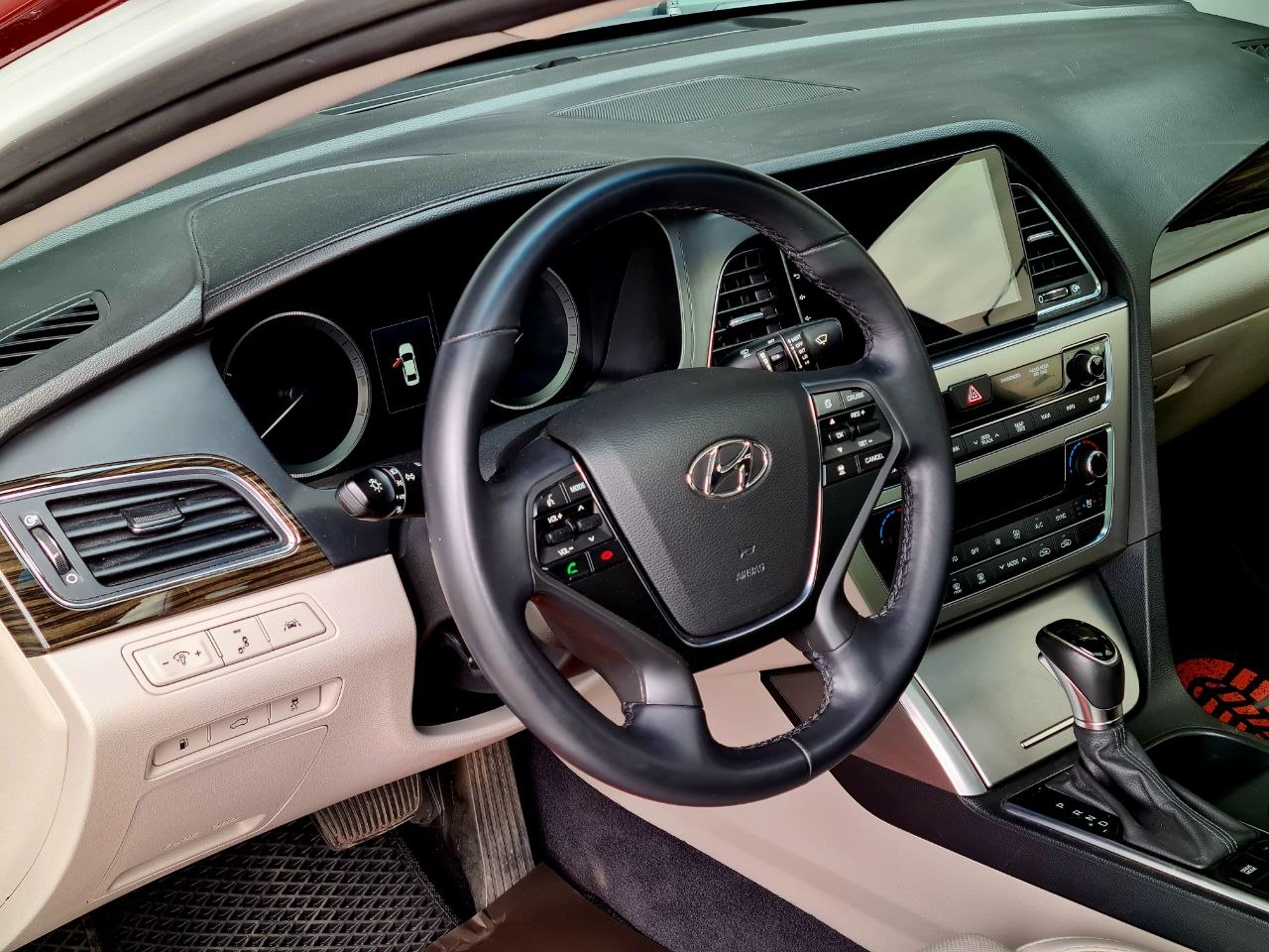Hyundai-23