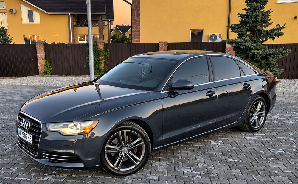 Audi-0