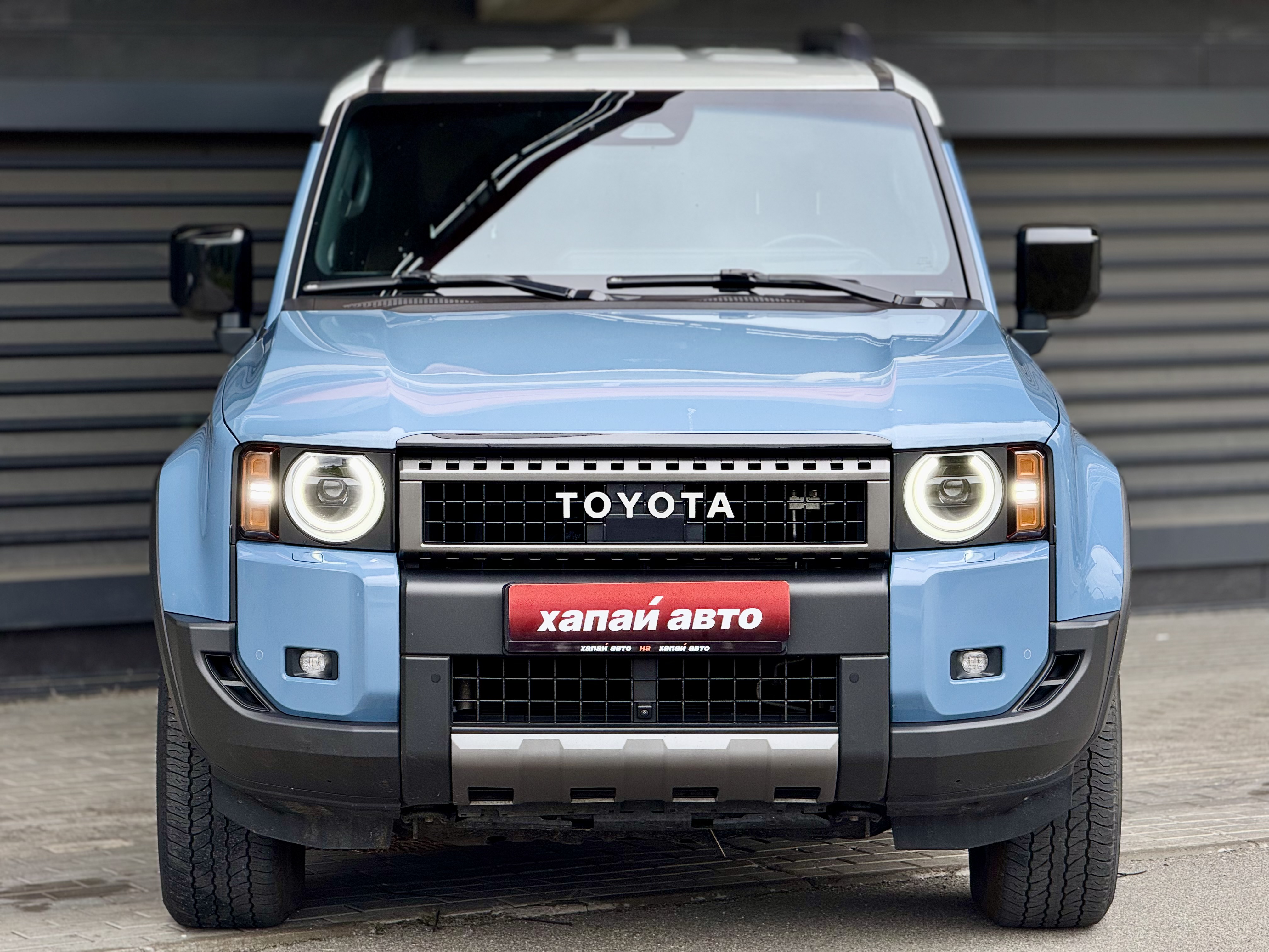 Toyota-0