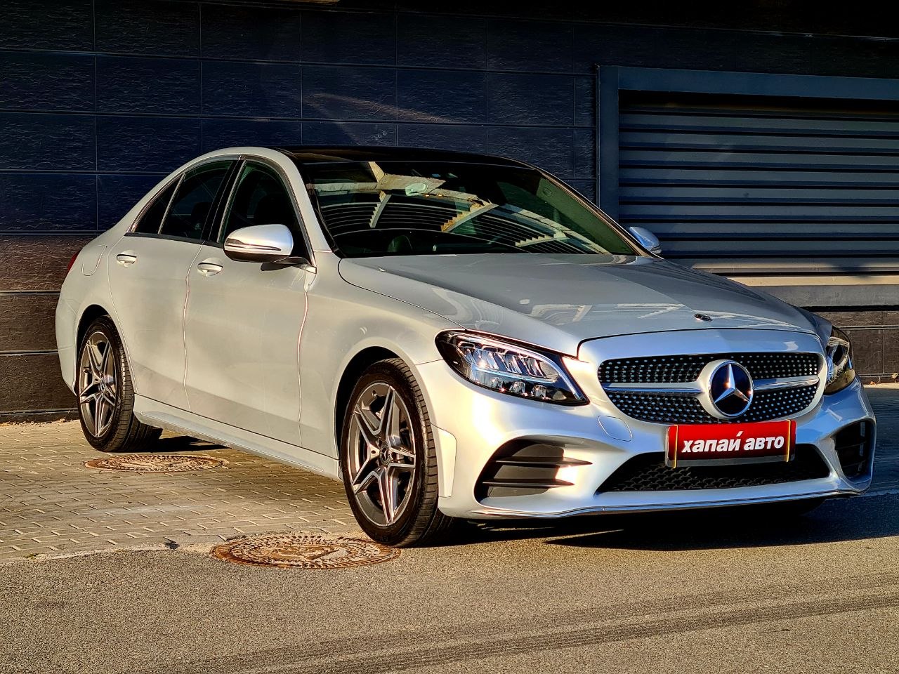 Mercedes-Benz-19