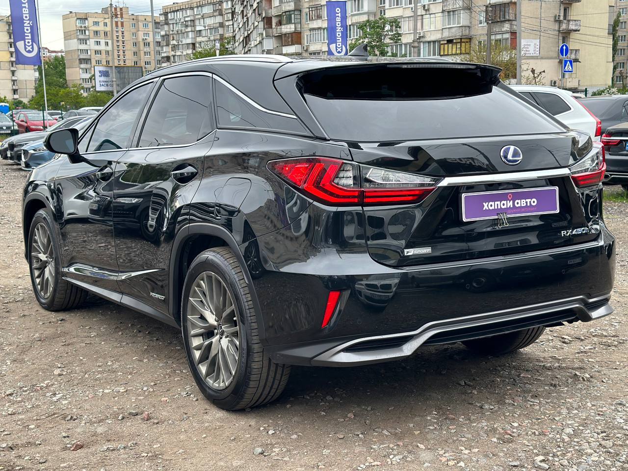 Lexus-23