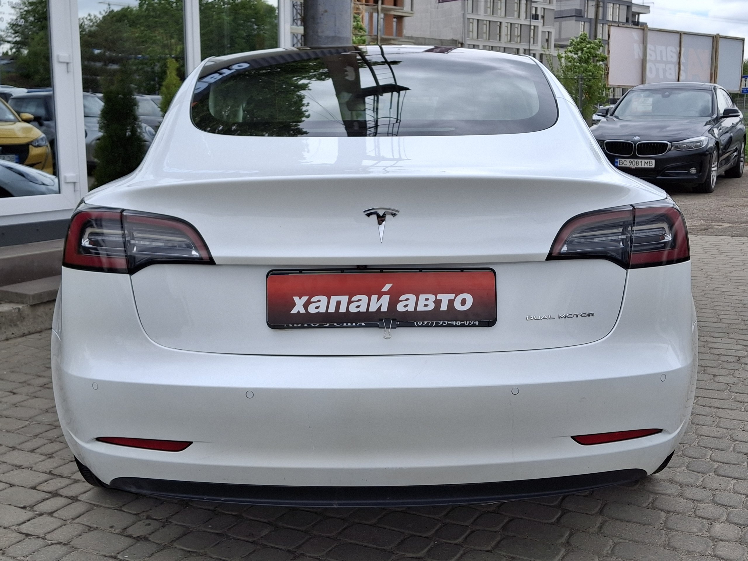 Tesla-10