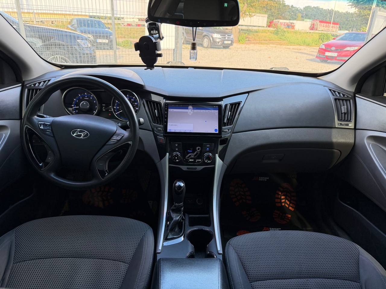 Hyundai-13