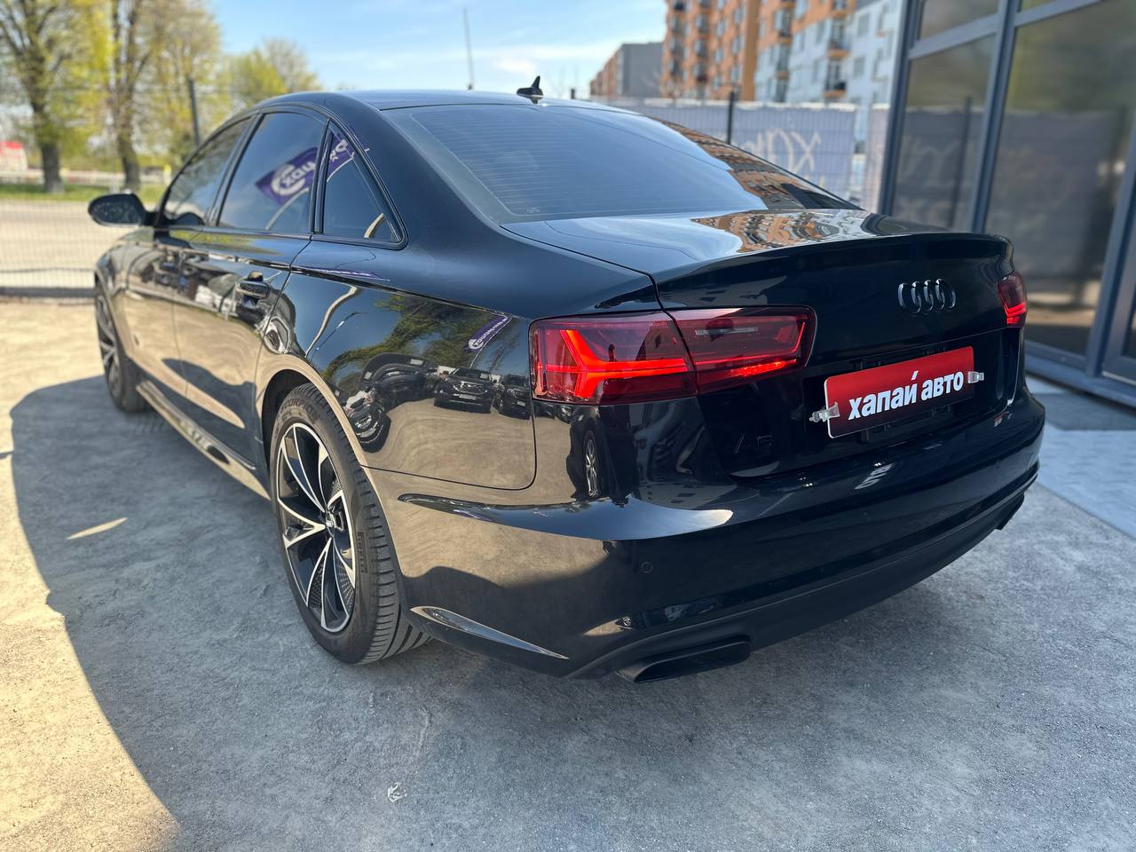 Audi-3
