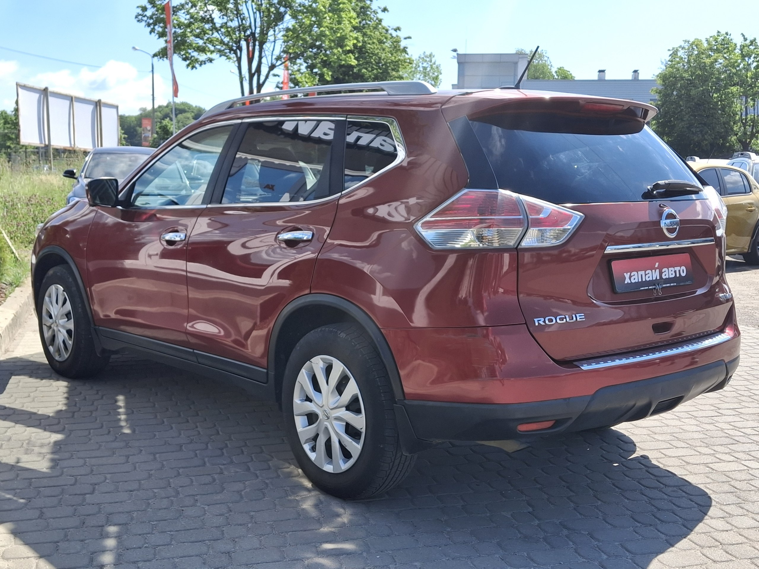 Nissan-2