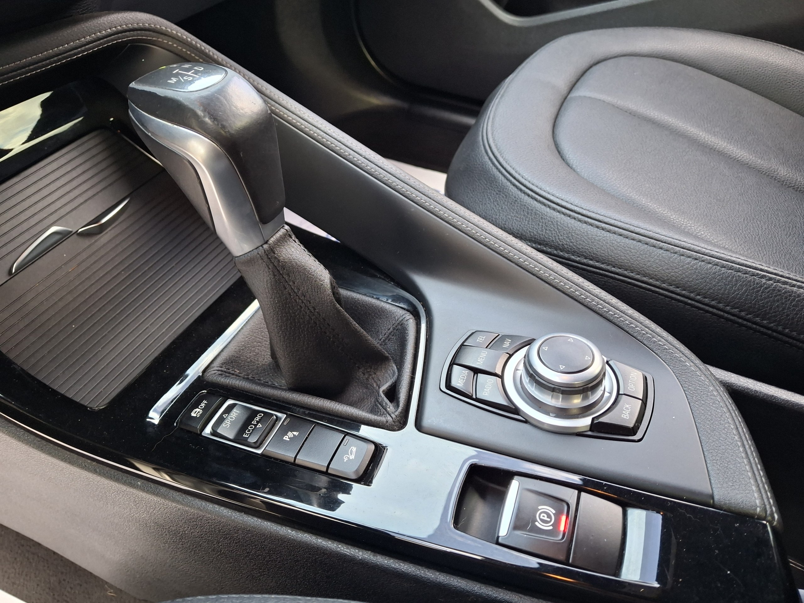 BMW-11