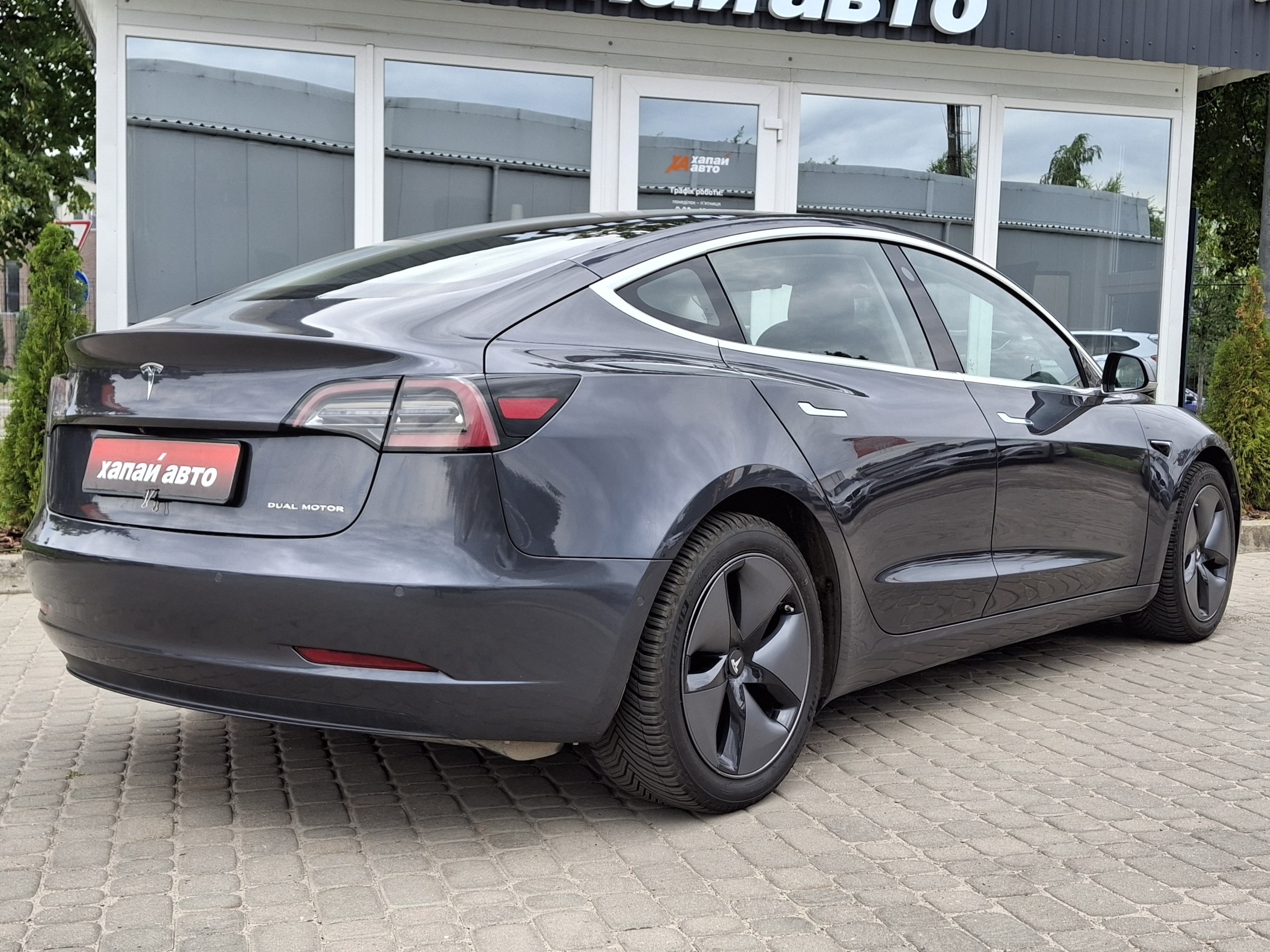 Tesla-15