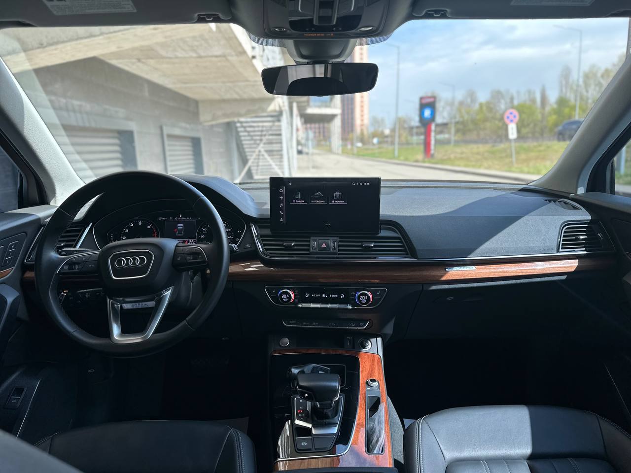Audi-3