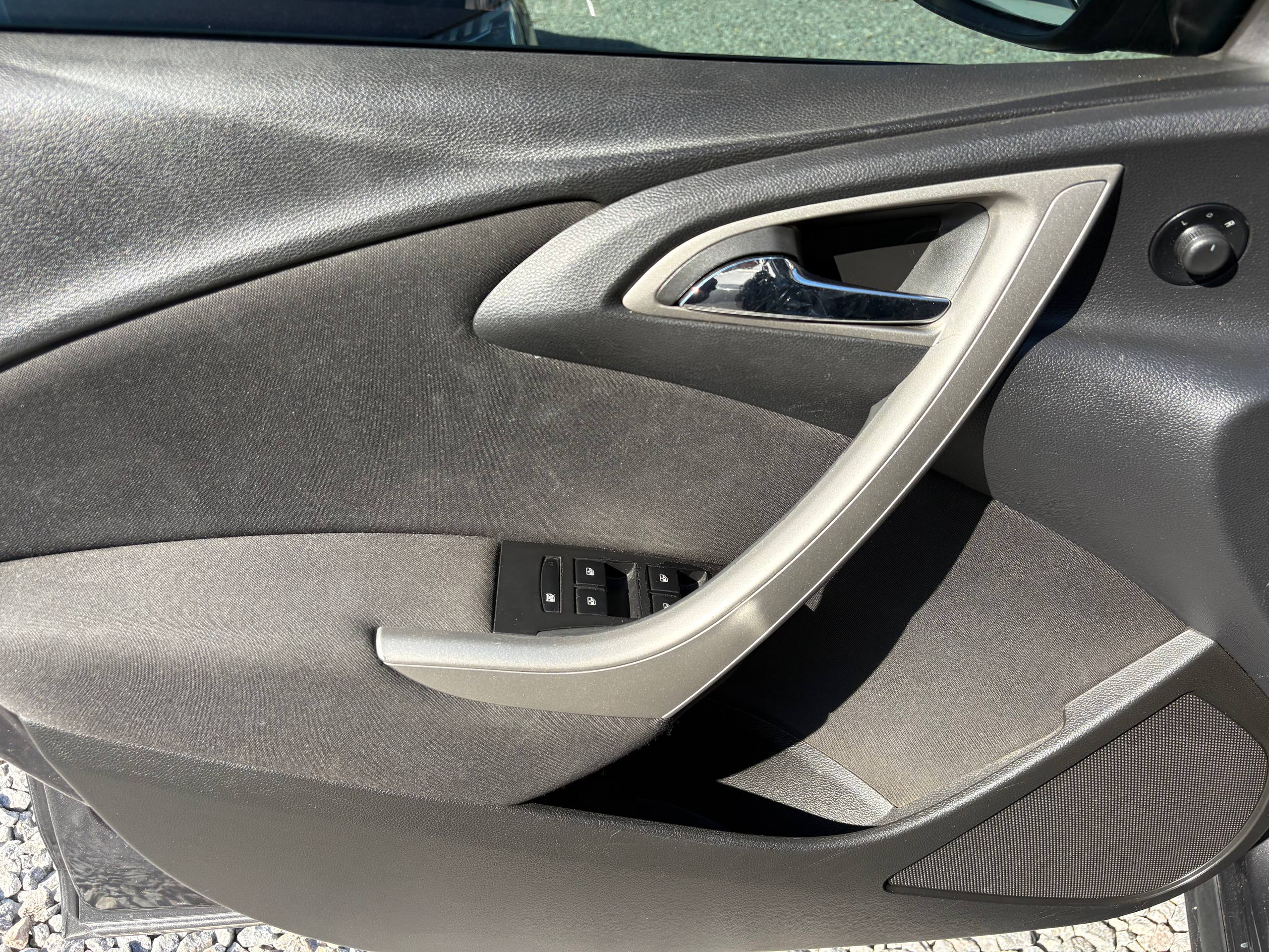 Opel-0