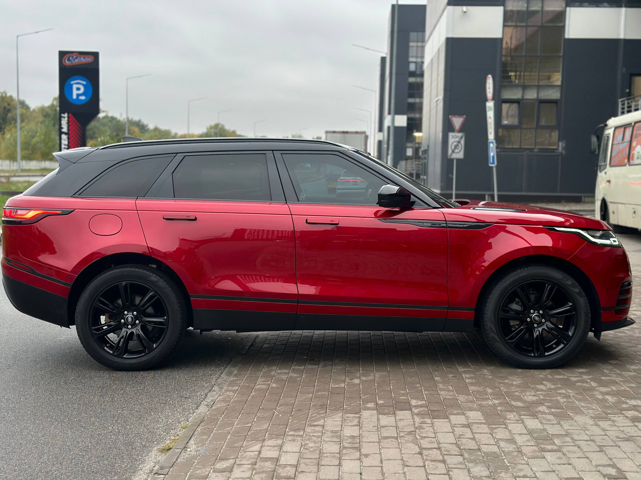 Land Rover-8