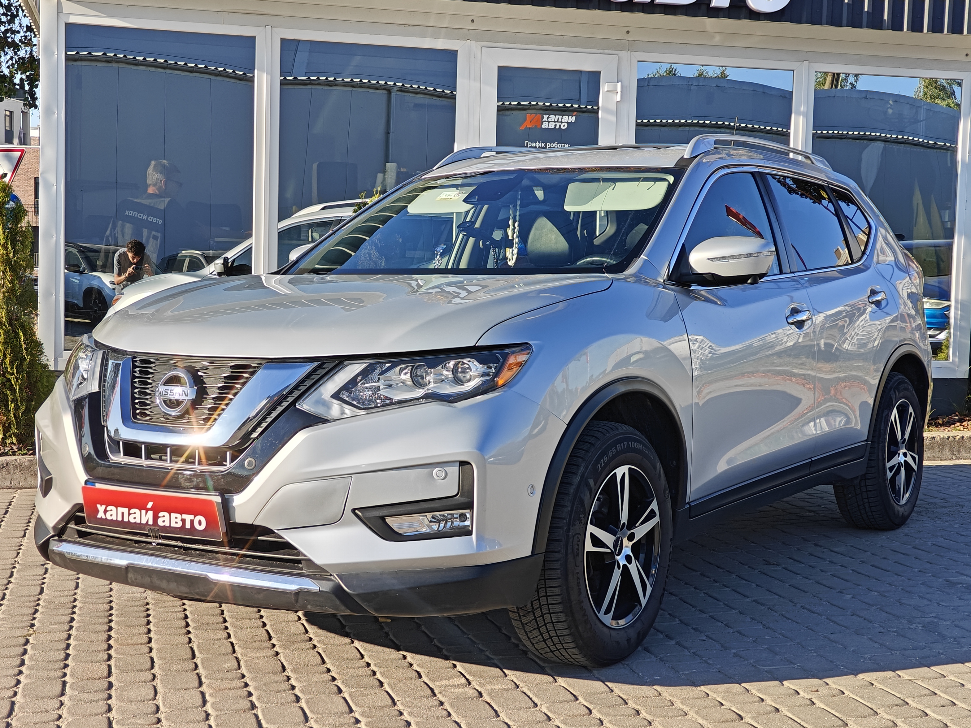 Nissan-0