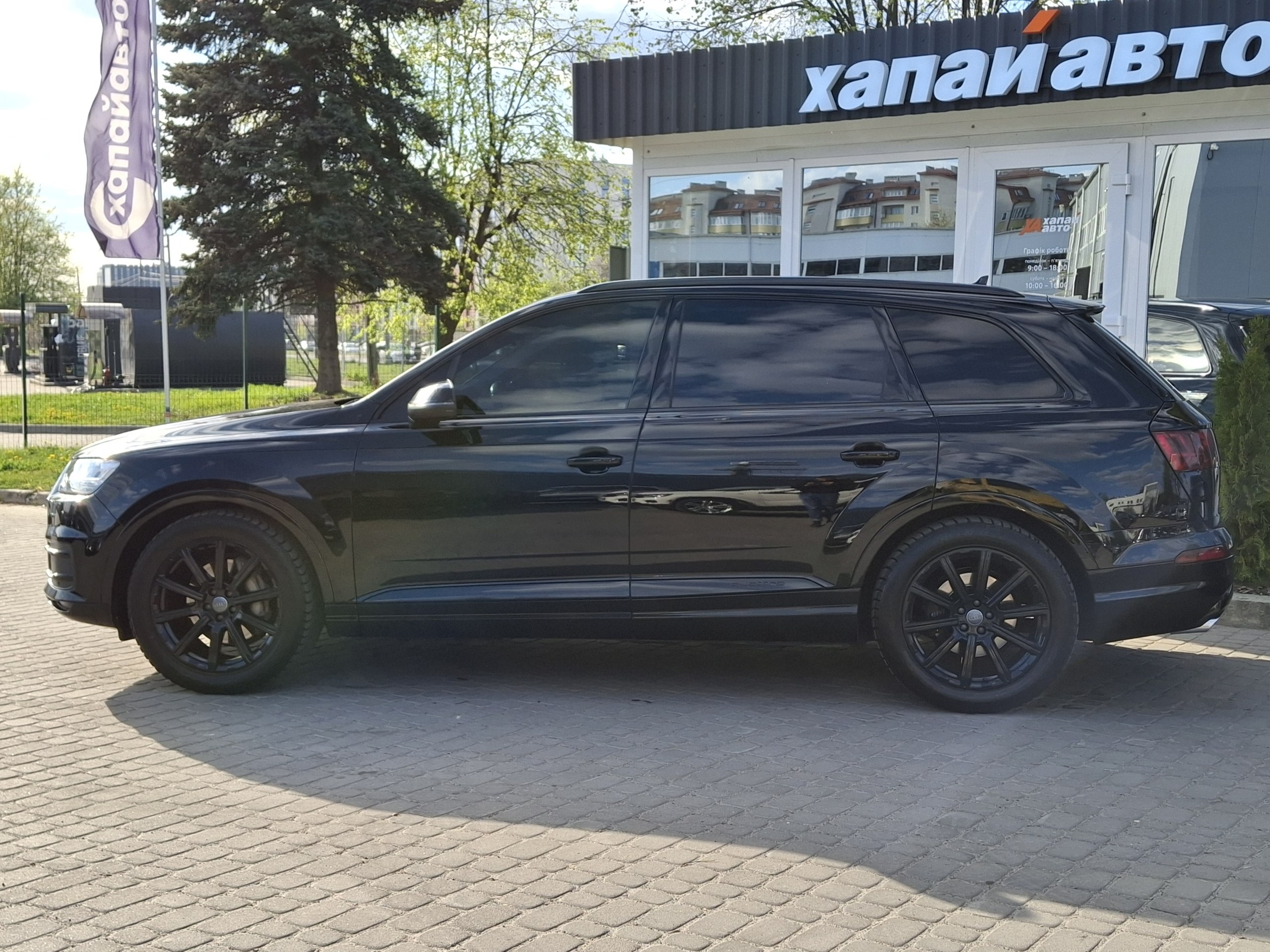 Audi-3