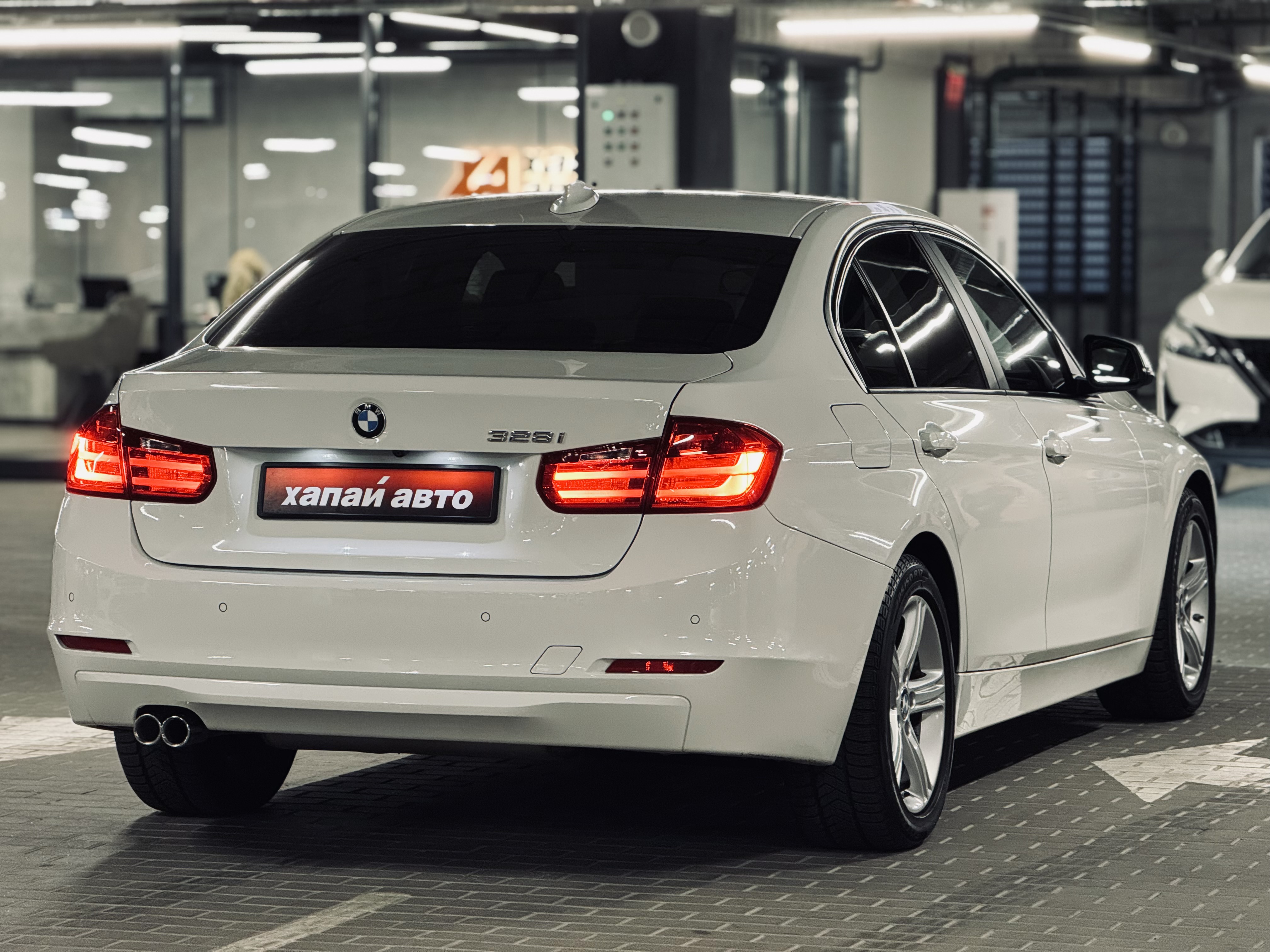 BMW-12
