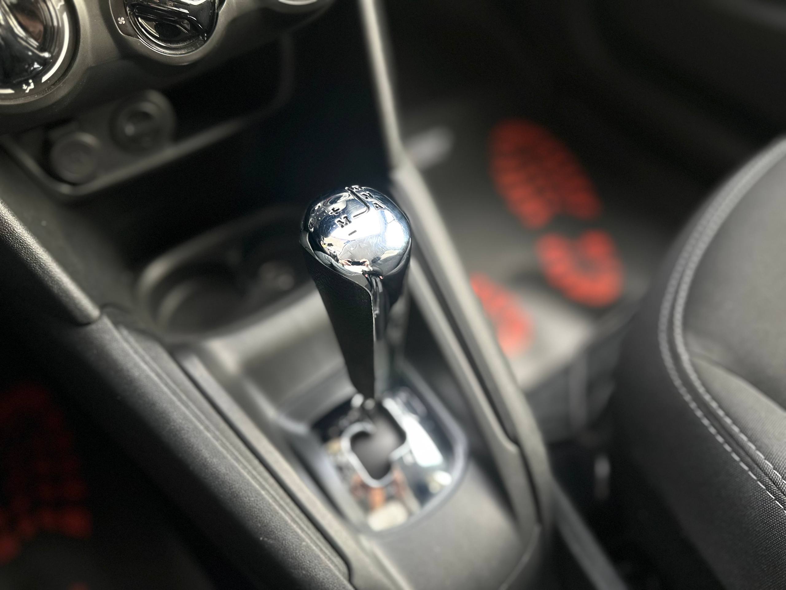 Peugeot-10