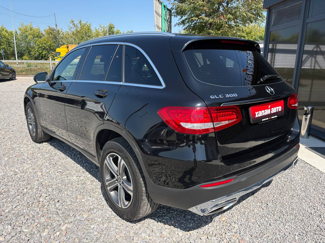 Mercedes-Benz-6