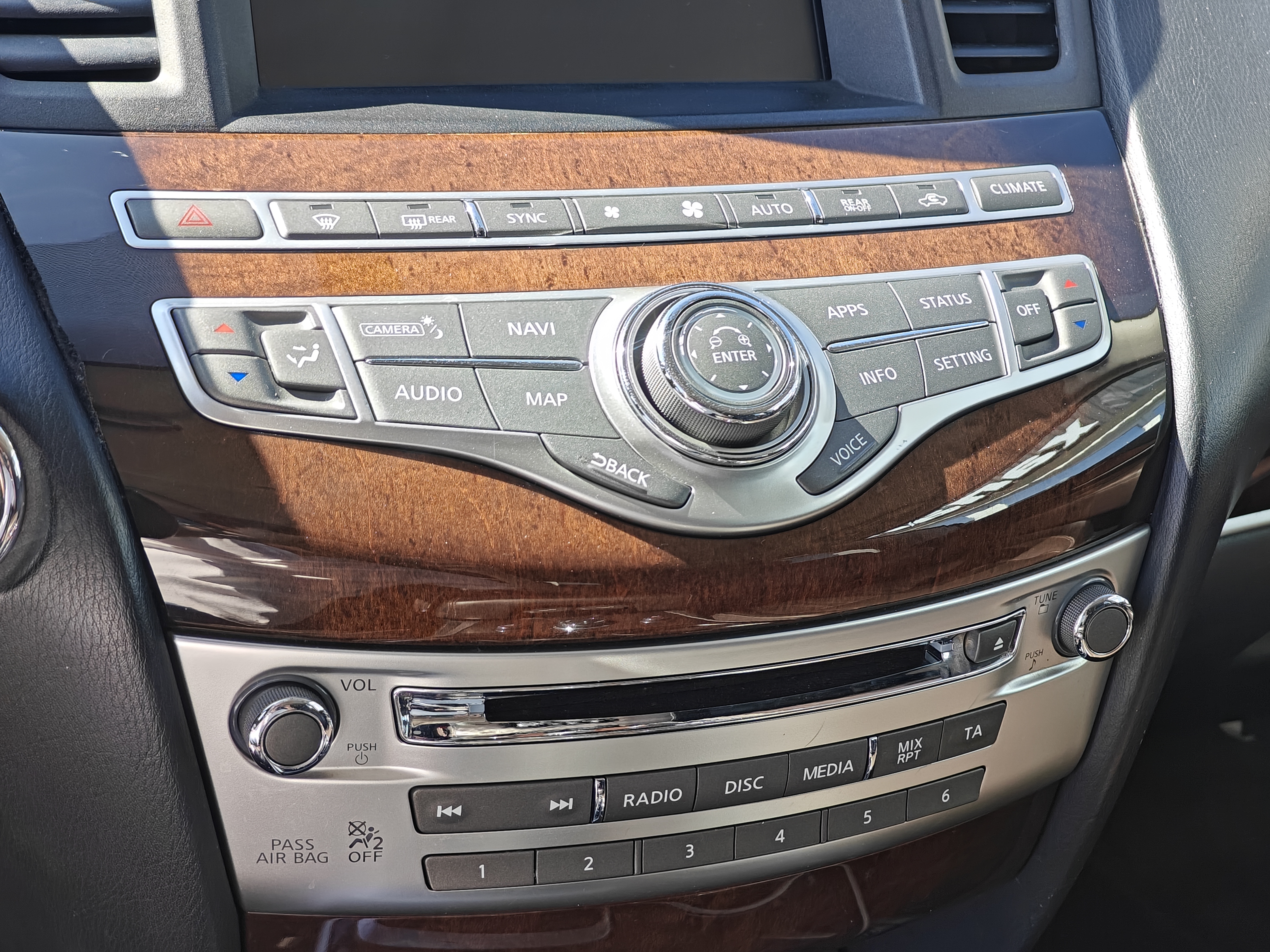 Infiniti-3