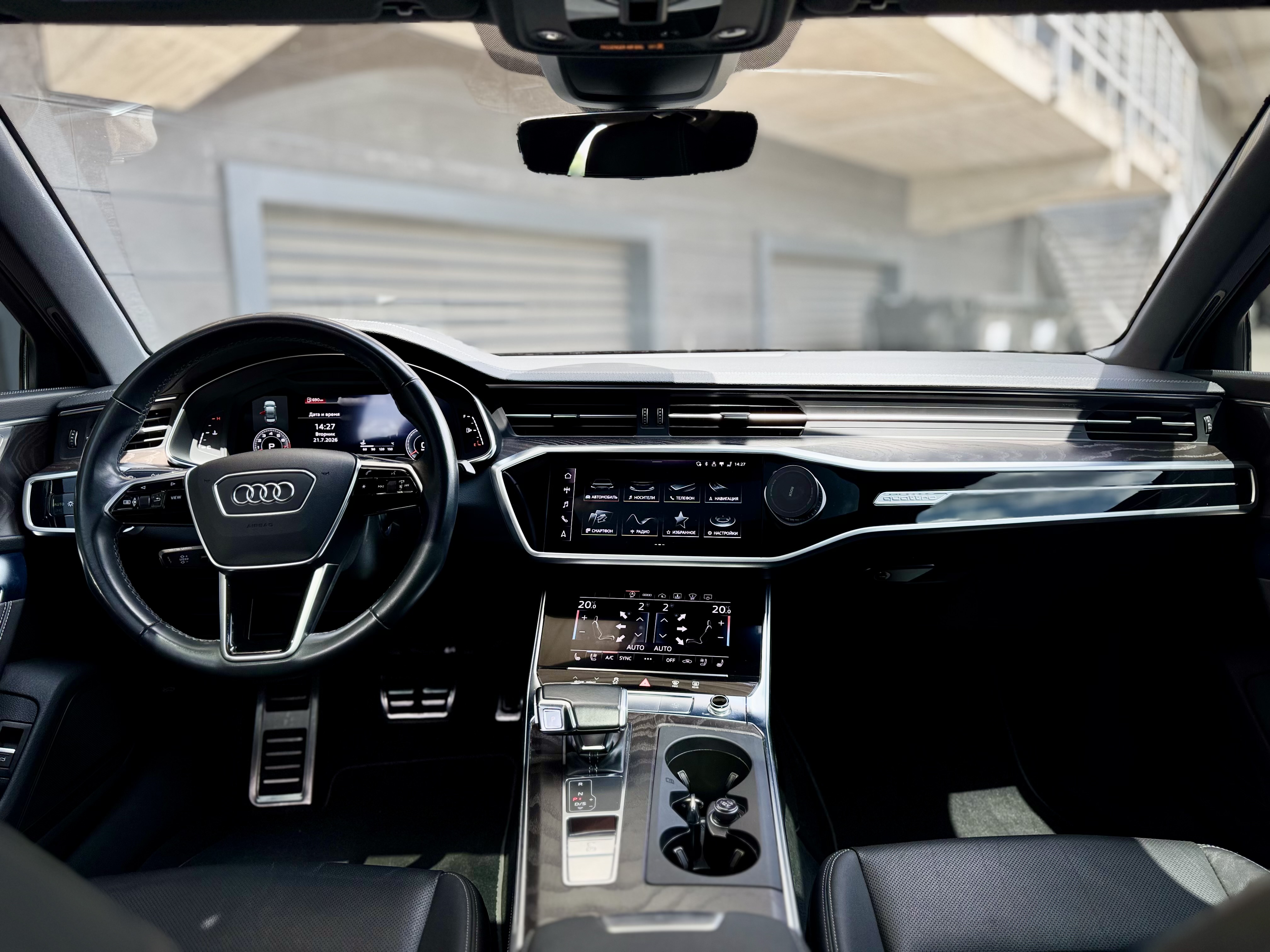 Audi-2