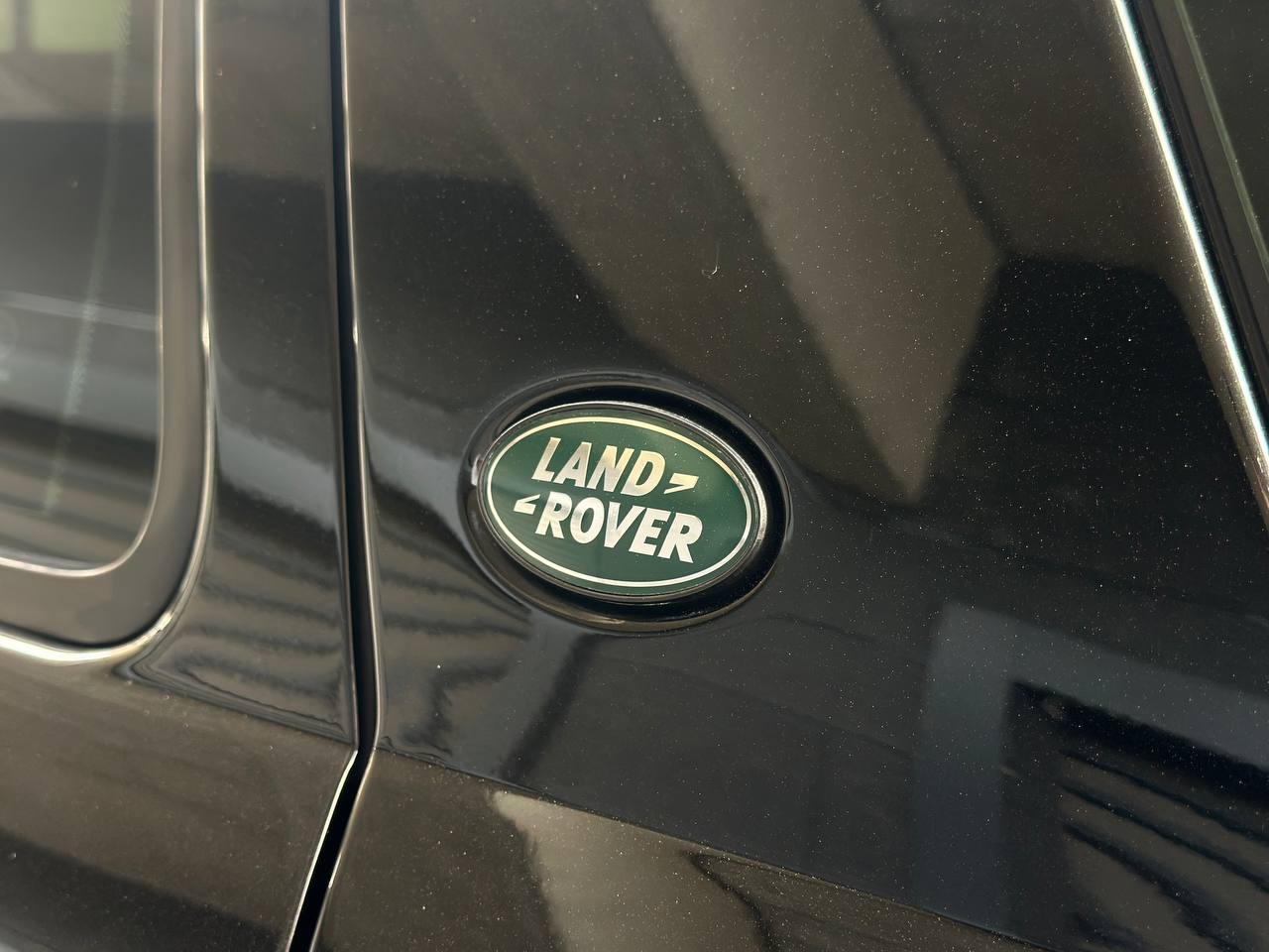 Land Rover-13