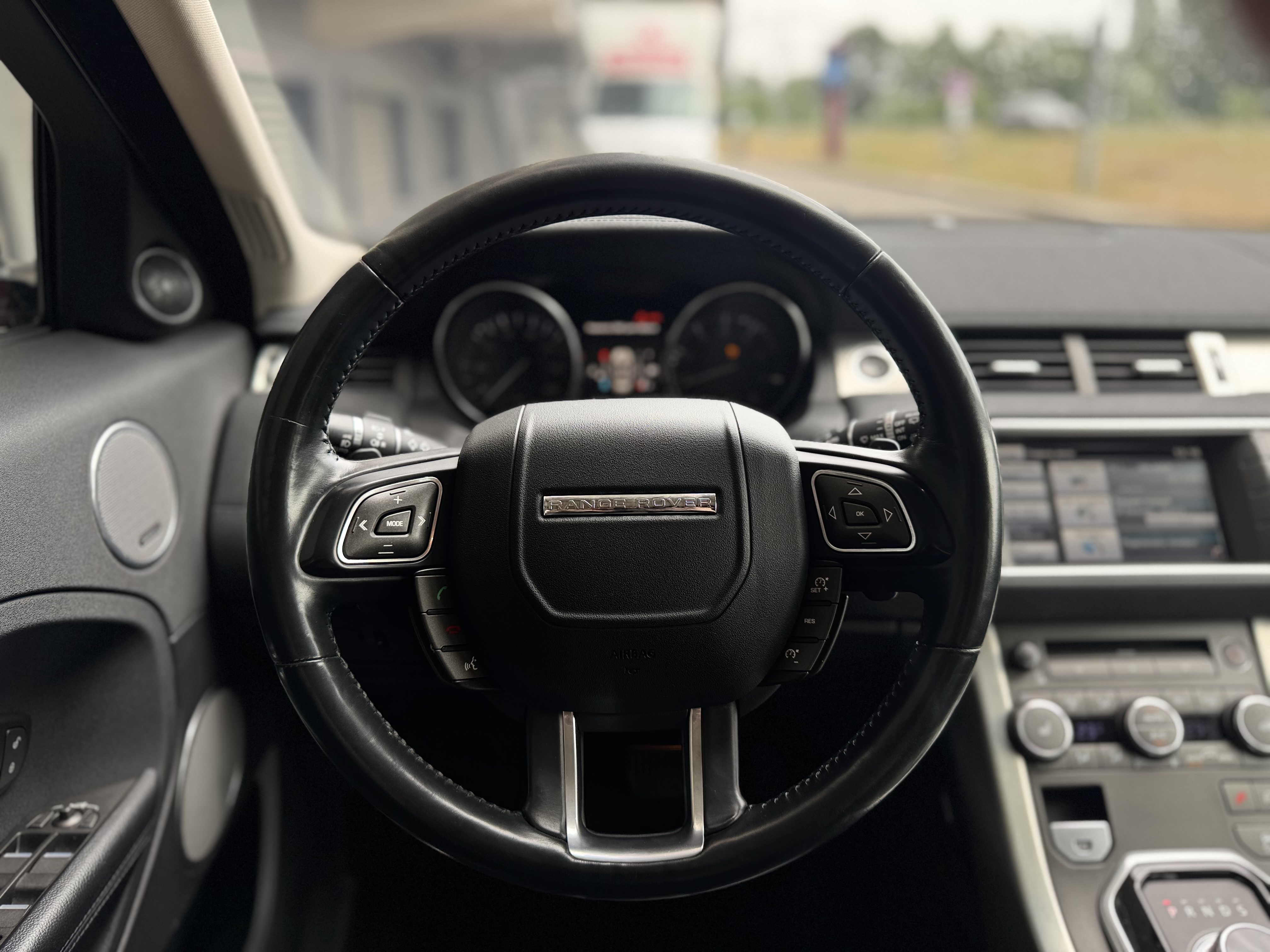 Land Rover-3