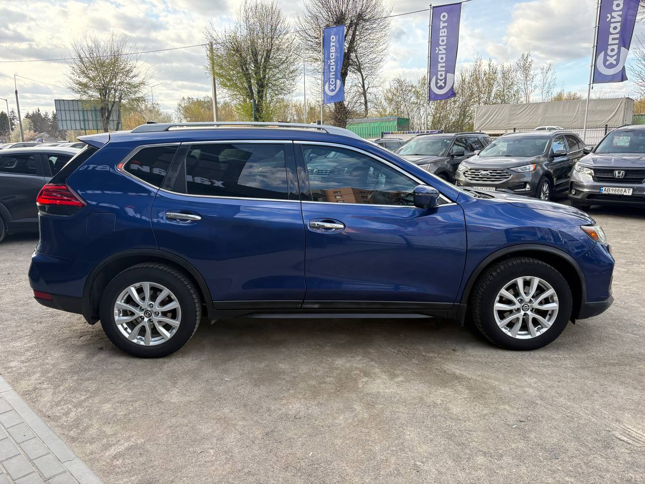 Nissan-3