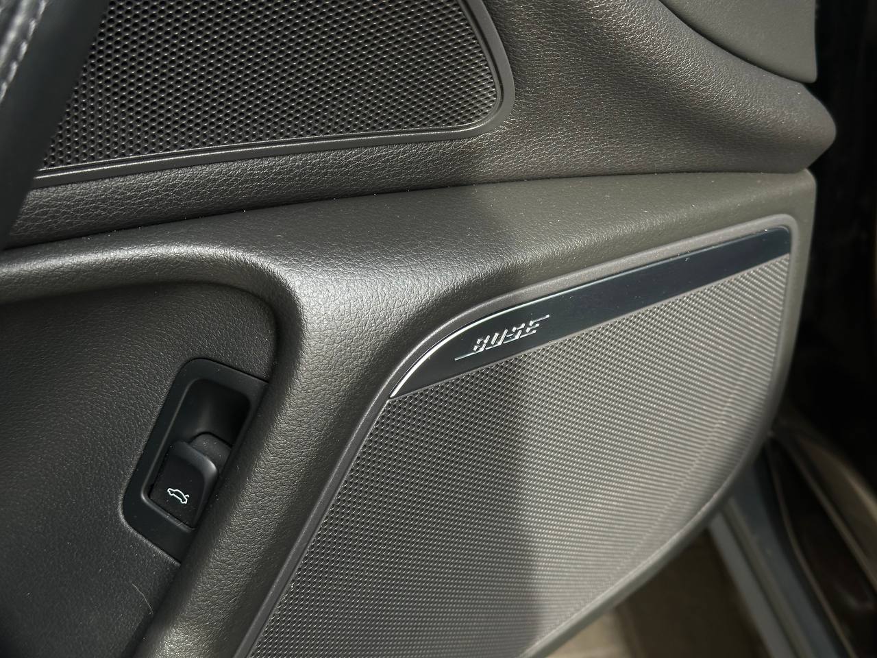 Audi-24