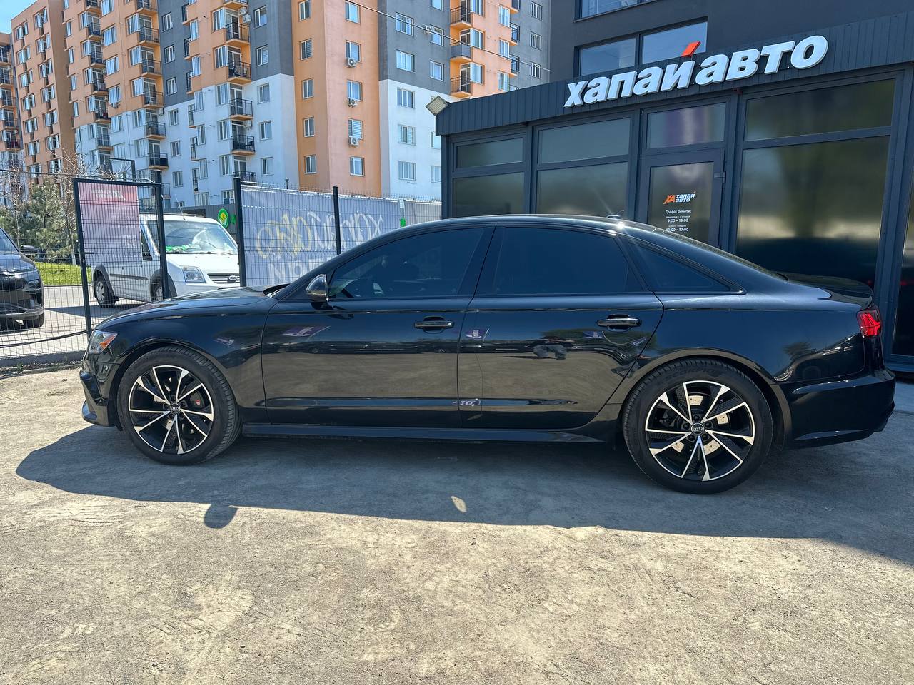 Audi-4