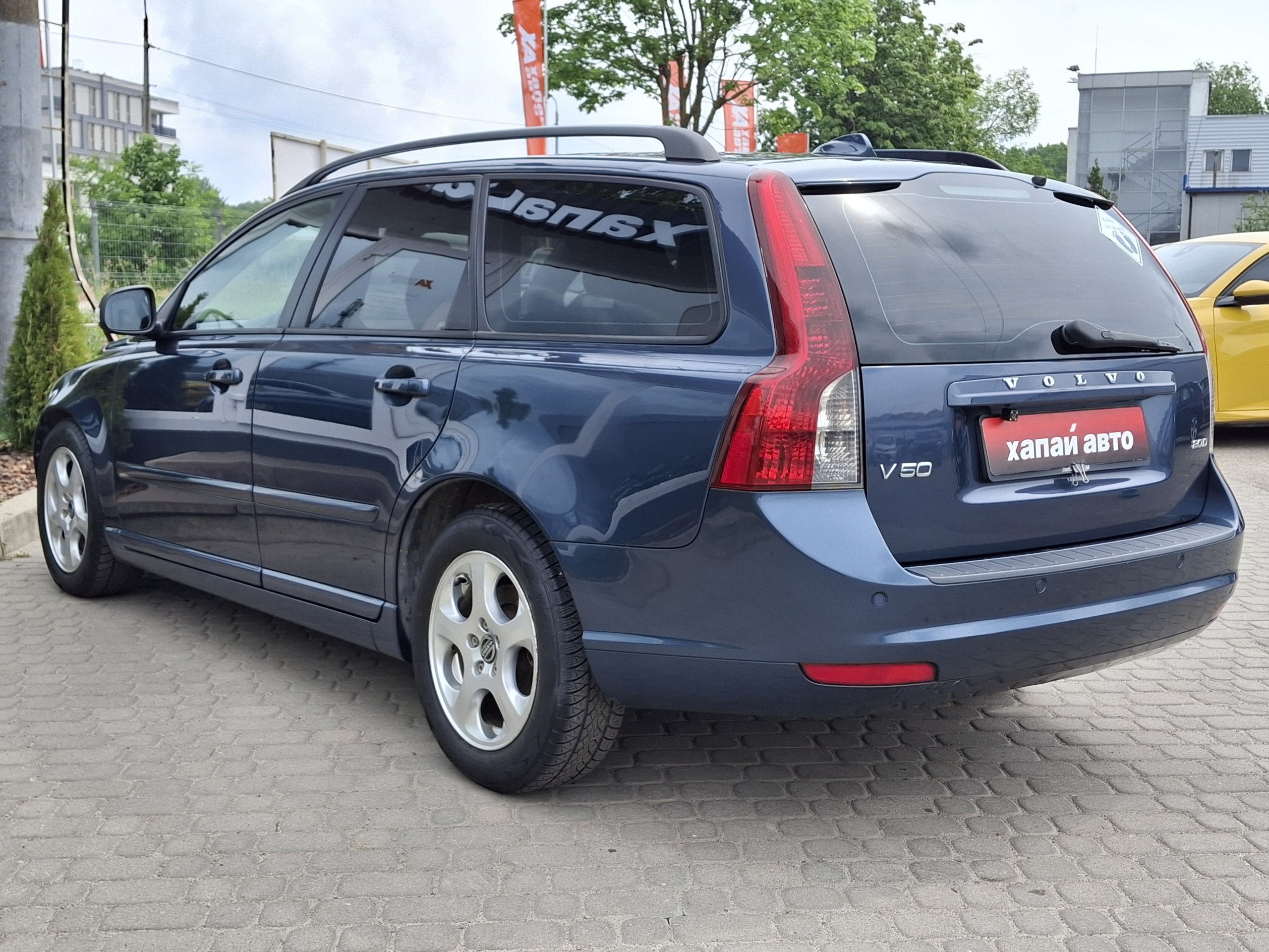 Volvo-8