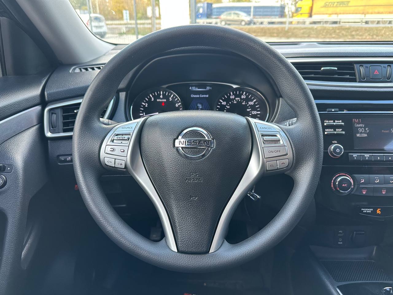 Nissan-14