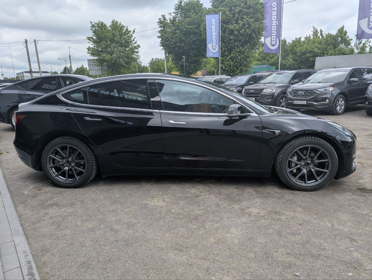 Tesla-8