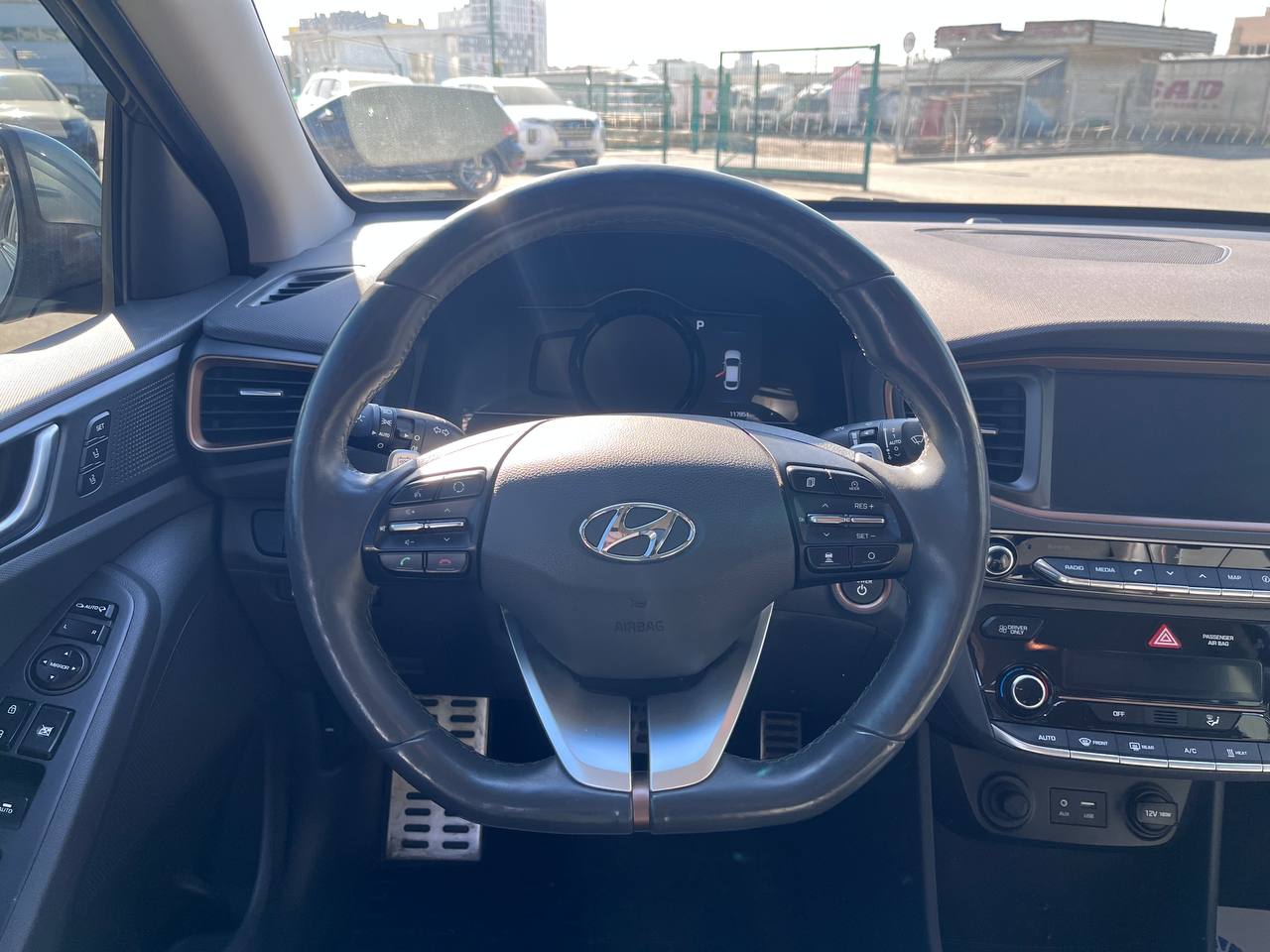 Hyundai-16