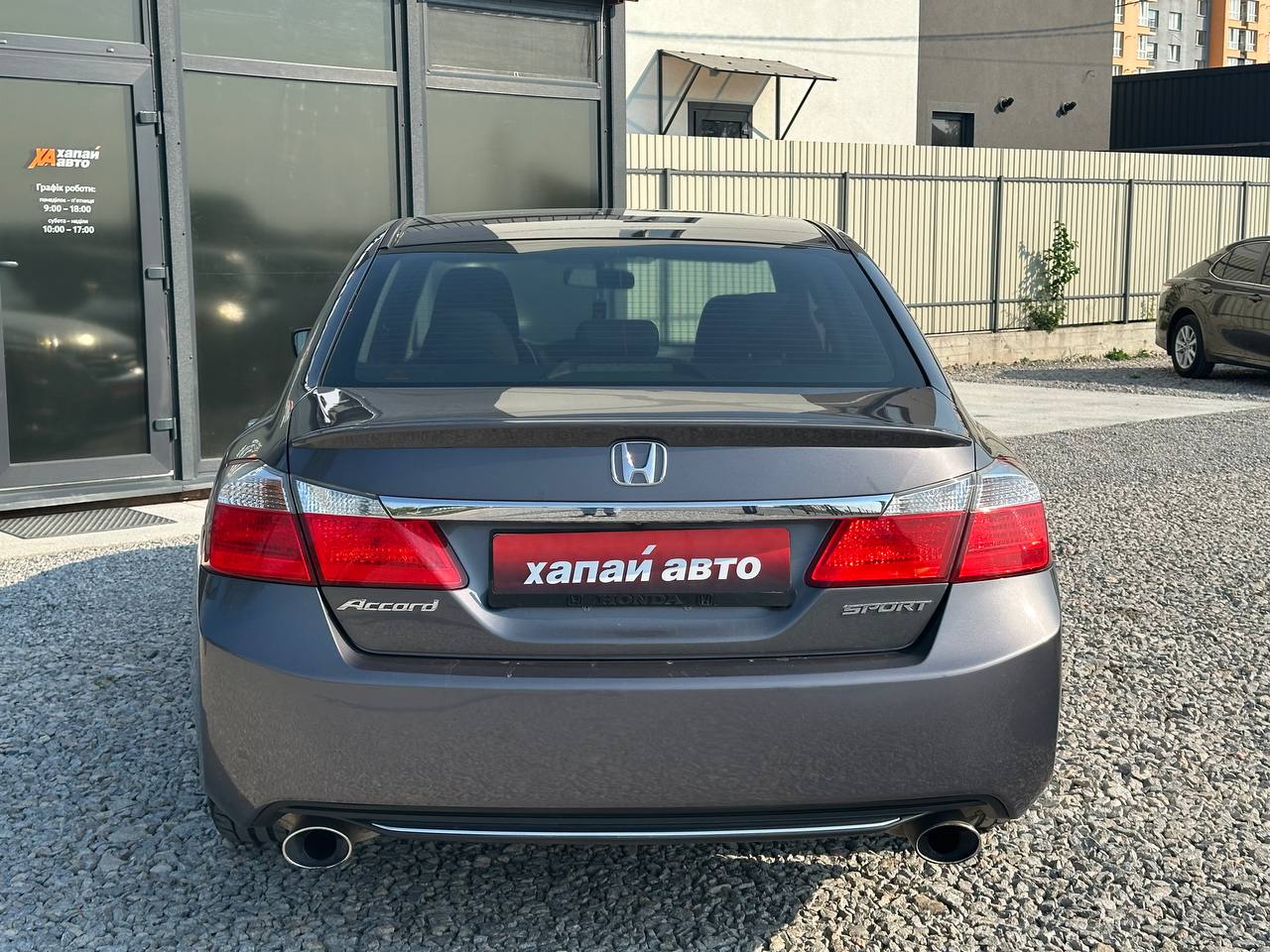 Honda-10
