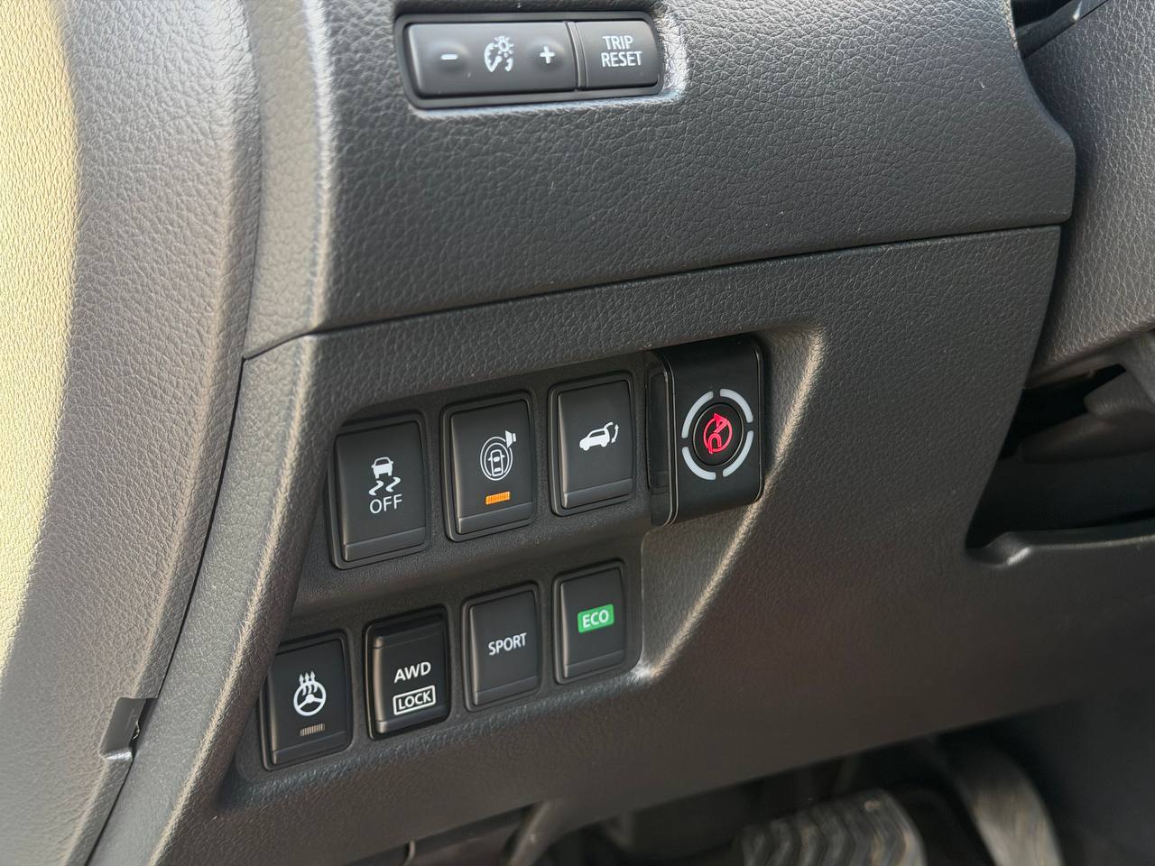 Nissan-14