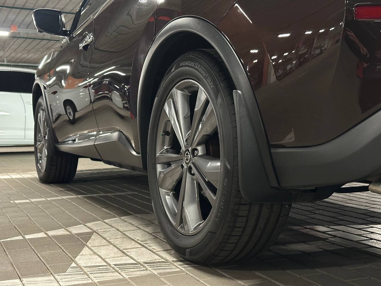 Nissan-17