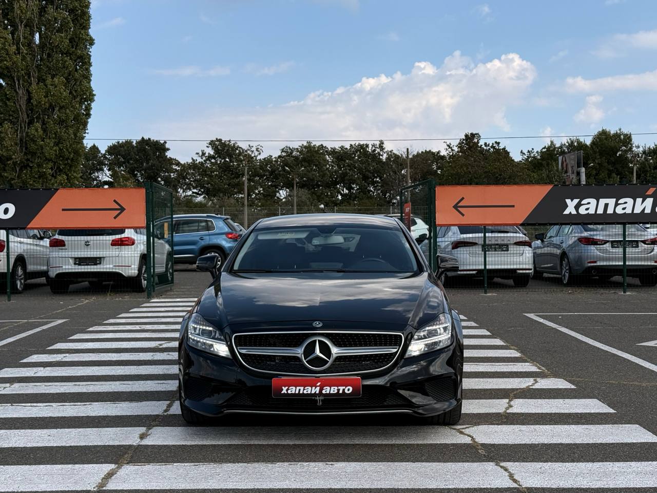 Mercedes-Benz-17