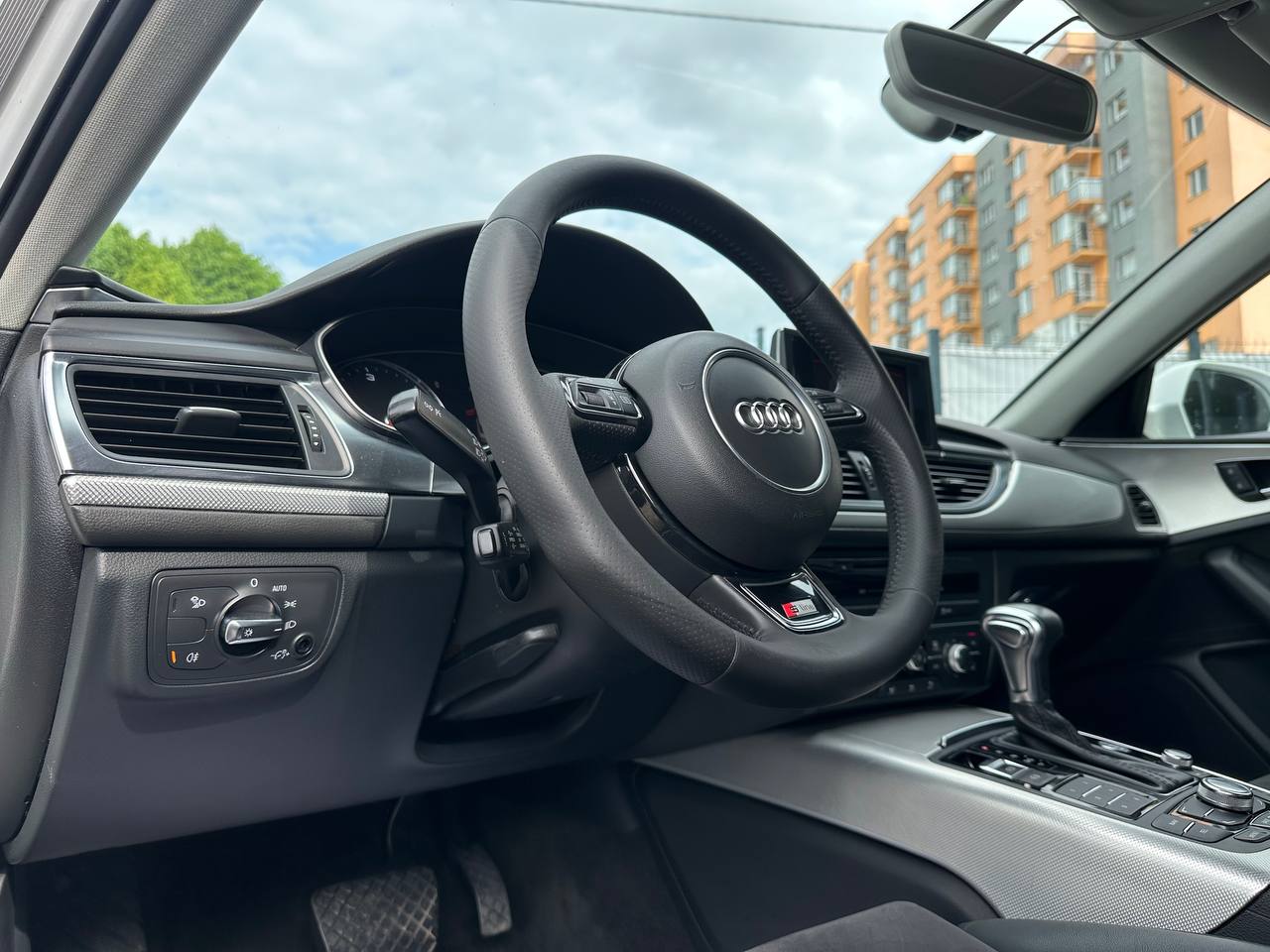 Audi-7