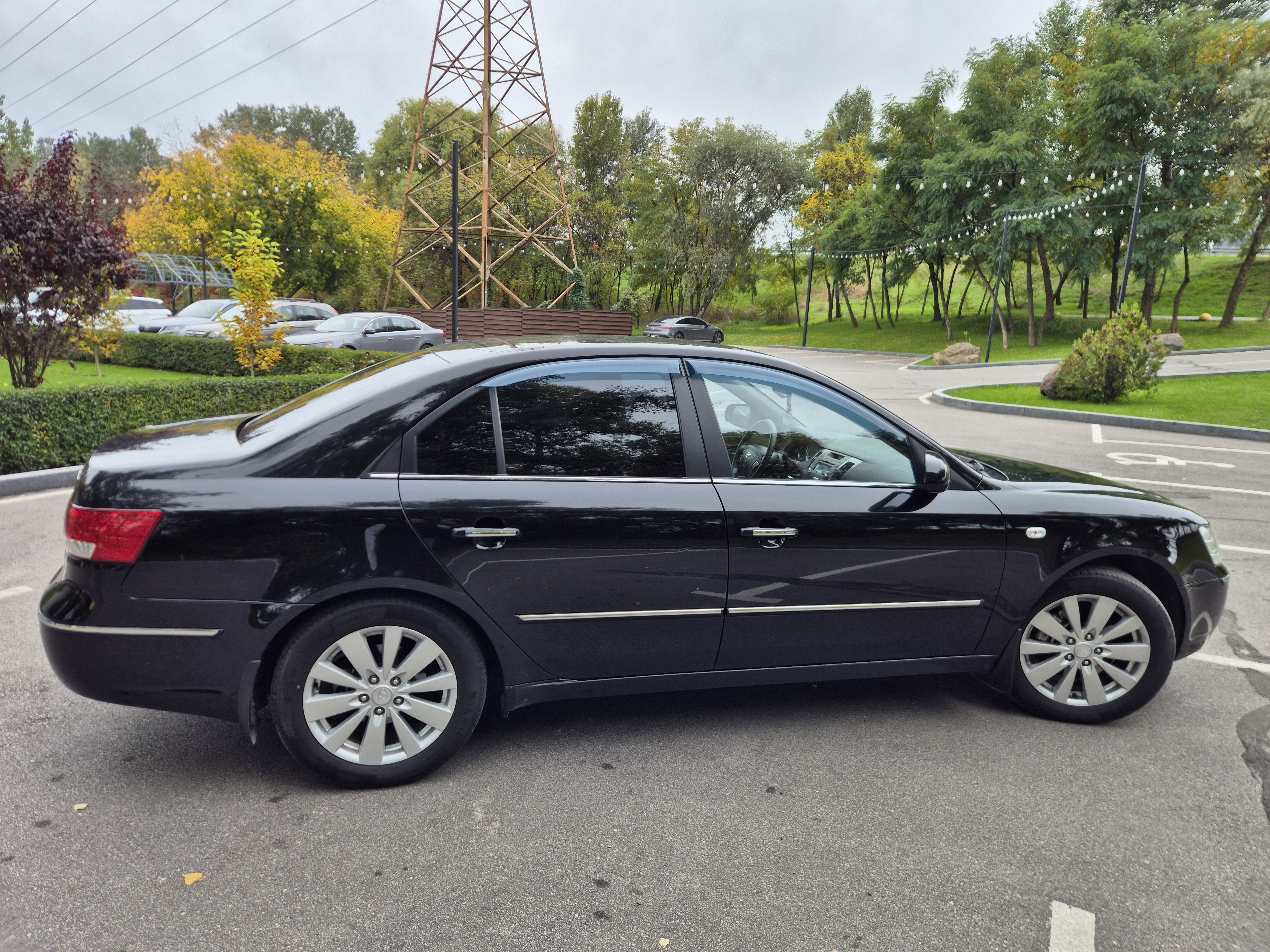 Hyundai-23